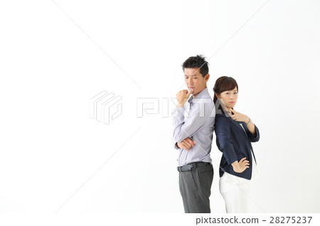 Lifestyle middle couple 28275237