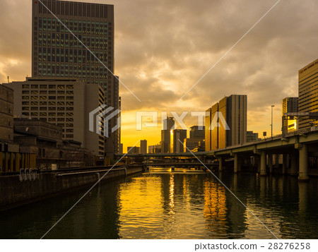 Sunset in Osaka, Nakanoshima 28276258