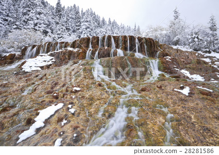 Flying waterfalls Flying waterfalls 28281586