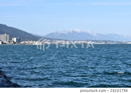 琵琶湖和平山山脈 28281786