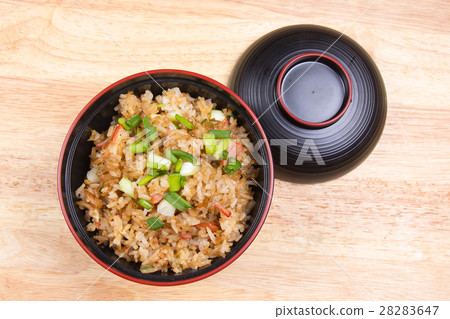 Fried chicken wings on plate 28283647