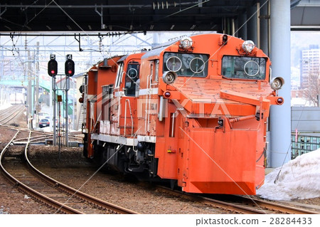 在Otaru Kaikan站,DE 15 1542。 在Otaru Kaikan站,DE 15 1542。 28284433