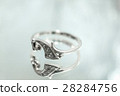Women's silver ring with a diamond 28284756