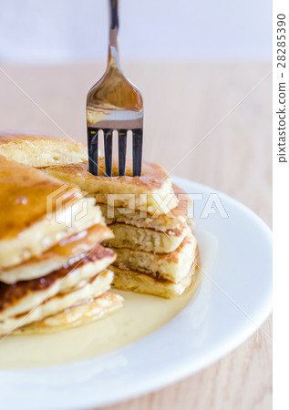 Pancakes 28285390