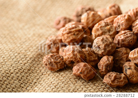 Tiger Nuts 28288712