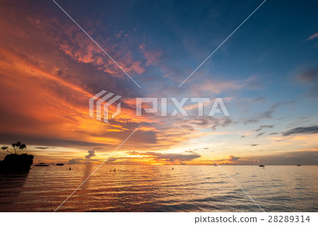 Beautiful sunset at Boracay beach, Philippines 28289314
