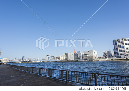Sumidagawa Terrace和Kiyosubashi Bridge 28291406