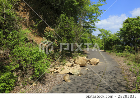 Rock falls (Oshimajima, Uehura-machi) 28293833