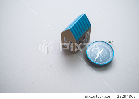 Azimuth needle and house 28294865