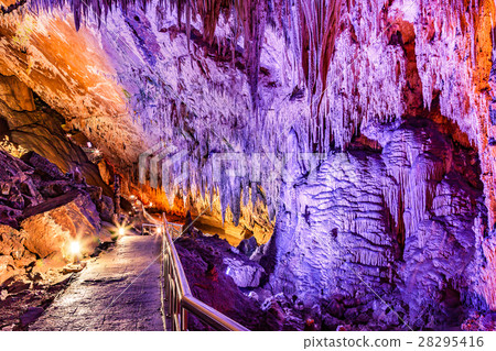 Furong Cave at Wulong country, China 28295416