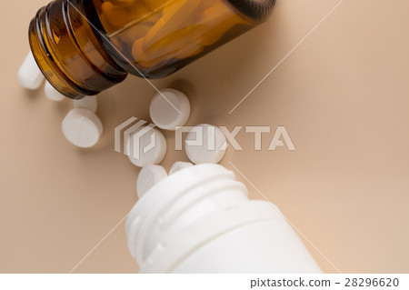 Glass and plastic pills bottle Glass and plastic pills bottle 28296620