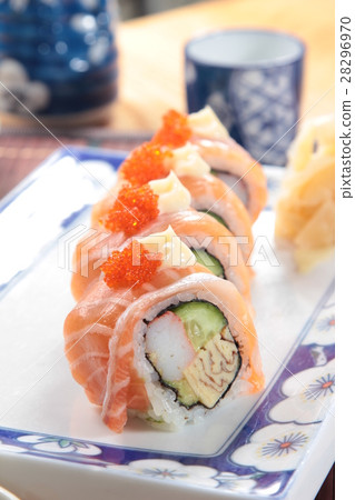 salmon sushi roll salmon sushi roll 28296970