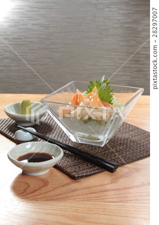 surf clam sashimi 28297007