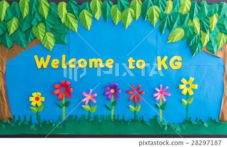 colorful Welcome To Kindergarten paper sign colorful Welcome To Kindergarten paper sign 28297187