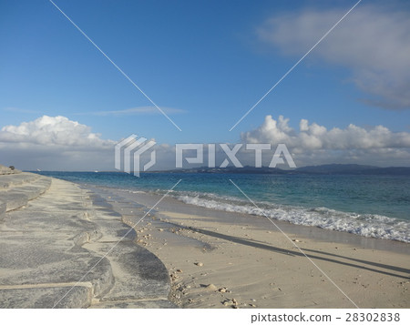 Okinawa Ie Island's beach 28302838