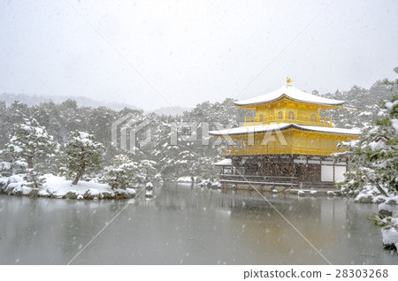 金閣寺的雪化妝 金閣寺的雪化妝 28303268