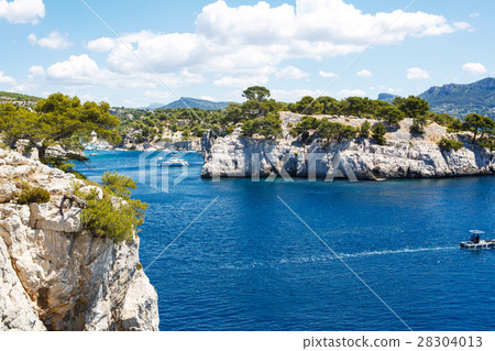 Calanques of Port Pin in Cassis, Provence, France 28304013