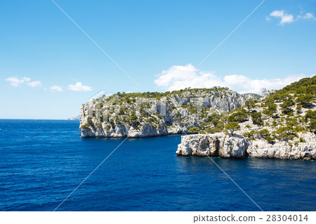 Calanques of Port Pin in Cassis, Provence, France 28304014