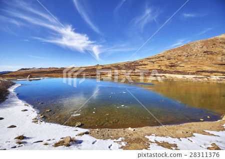 Independence Pass mountain landscape with lake. 28311376