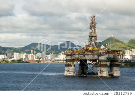 Brazil - Oil Rig In Guanabara Bay - Rio de Janeiro Brazil - Oil Rig In Guanabara Bay - Rio de Janeiro 28312789