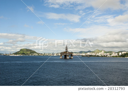 Brazil - Oil Rig In Guanabara Bay - Rio de Janeiro 28312793