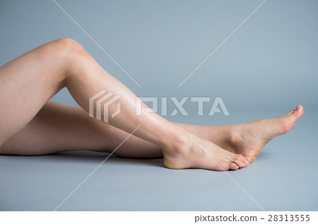 Body parts Young twenties Female legs Body parts Young twenties Female legs 28313555