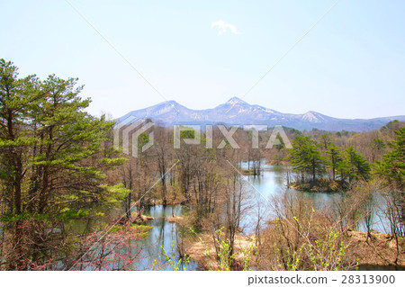 Mid Naka Senuma和Bandai Mountain（Back Bandai） 28313900