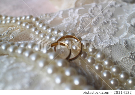 Wedding ring 4 28314122