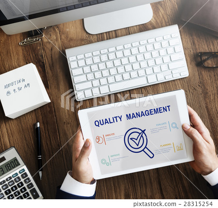 Quality Management Check Icon Concept 28315254