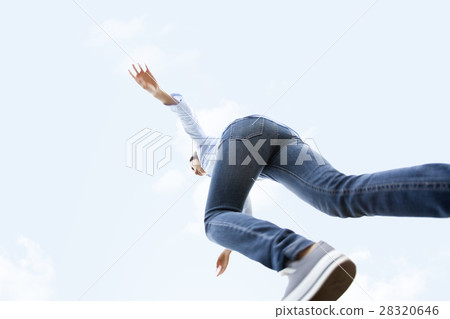 奔跑的女人 28320646