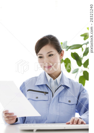 工作服的女人 28321240