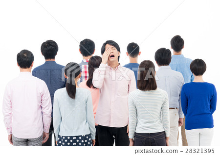 一個年輕人 一個年輕人 28321395