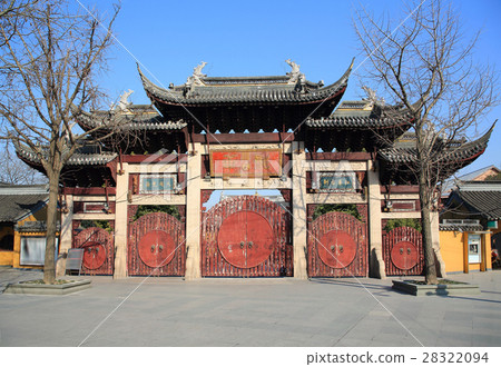 Shanghai Longchuan Temple 28322094