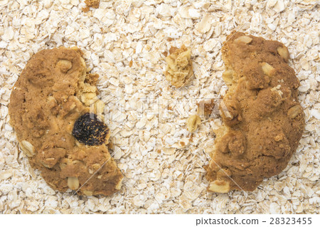 Top view of oatmeal cookies Top view of oatmeal cookies 28323455