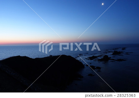 Morning of Arimono Cape 28325363