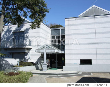 杉並區地方博物館（本館） 28328431