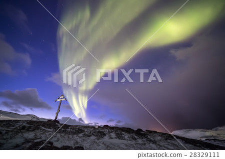 Northern Lights on the Kola Peninsula. Teriberka 28329111