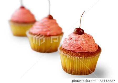 Cupcakes with pink frosting. 28332887