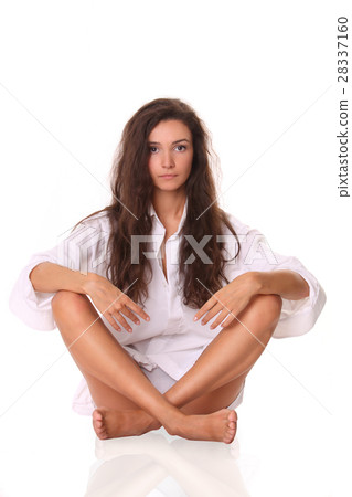 meditation - portrait young beautiful woman meditation - portrait young beautiful woman 28337160