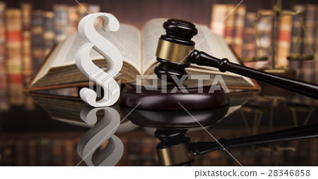 Court gavel,Law theme, mallet of justice,Paragraph Court gavel,Law theme, mallet of justice,Paragraph 28346858