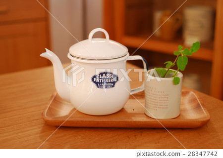 Meguuro-ku furniture 28347742