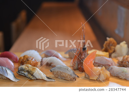 Tsukiji Founded four hundred years middle trader Noriyuki heavy new wing Chuo-ku Tokyo Japan 28347744