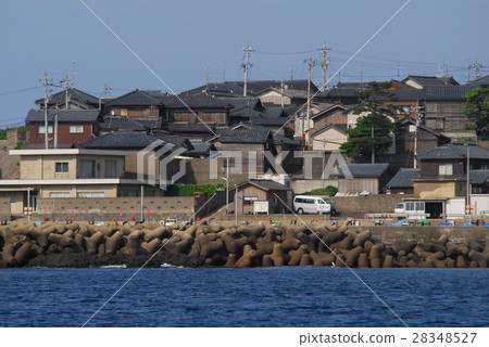 Toujinbou 28348527