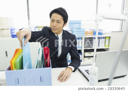 中等業務 28350645