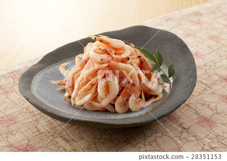 Cherry shrimp Cherry shrimp 28351153