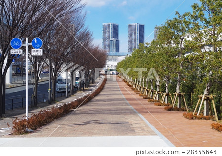 Tokyo Rinkai Subcenter 28355643