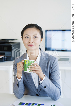 Office & smartphone 28355741