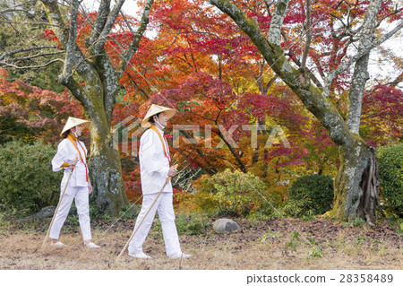 朝聖夫婦 28358489