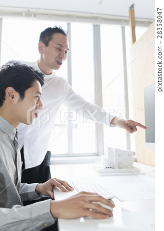 一位建築師 一位建築師 28358947