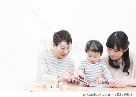 Young family family photos Three people reading 28359461